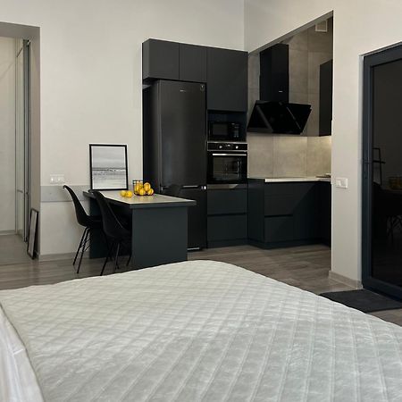 Miamo Apart Городоцька 45 Lviv Ngoại thất bức ảnh